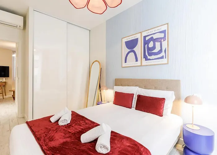 Appartement Ambiance Douce Et Elegante A Liberation Nice