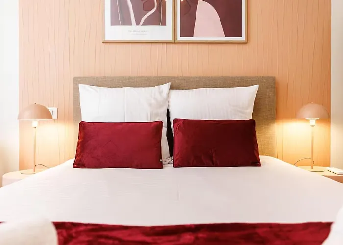 Ambiance Douce Et Elegante A Liberation Appartement *