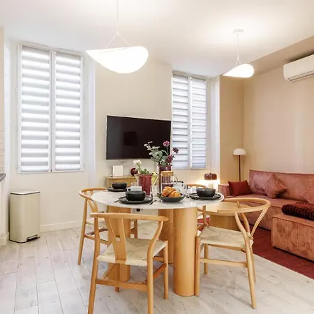 Ambiance Douce Et Elegante A Liberation * Nice