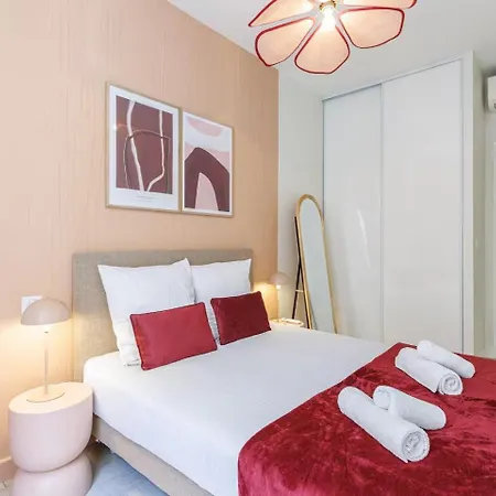 Apartment Ambiance Douce Et Elegante A Liberation Nice