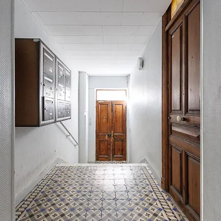 Ambiance Douce Et Elegante A Liberation Apartment Nice